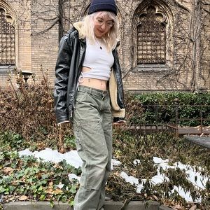 Meet your Posher, Lucy